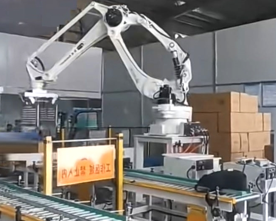 Consumer electronics automatic packaging line